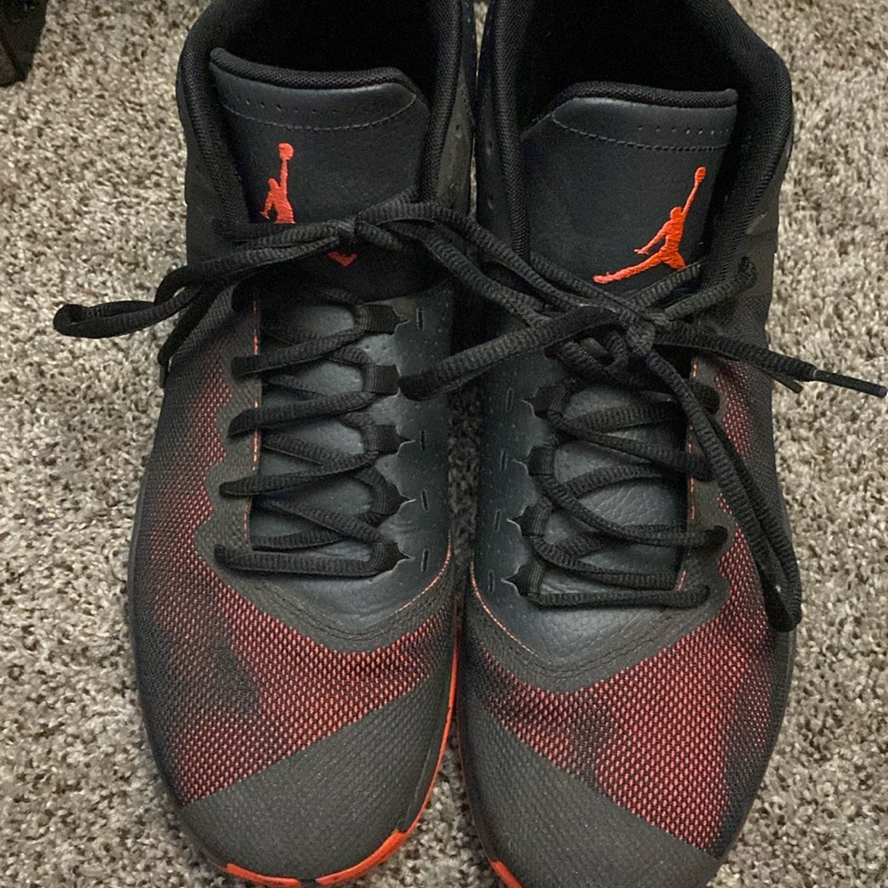 Mens adult size 12 jordan shoes